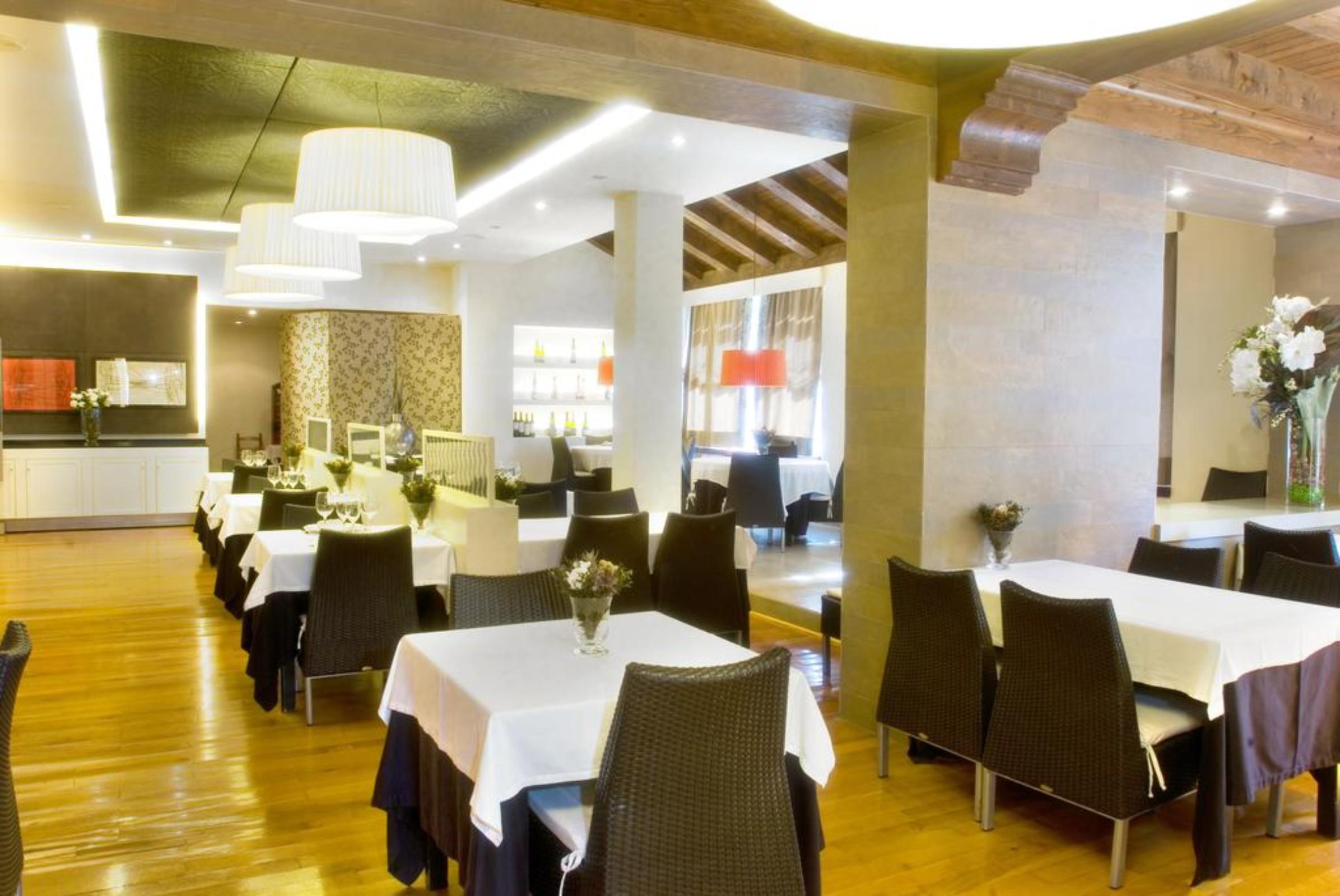 Melia De Tredos Hotel Exterior photo